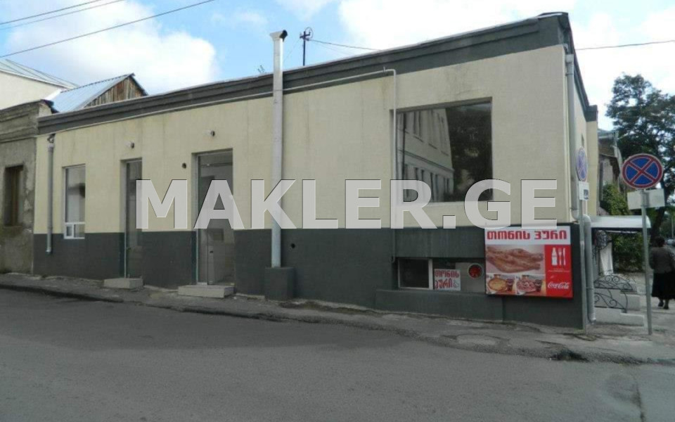  Продается 140 m² площадь Коммерческая площадь в Чугурети  на ул. Ниношвили 