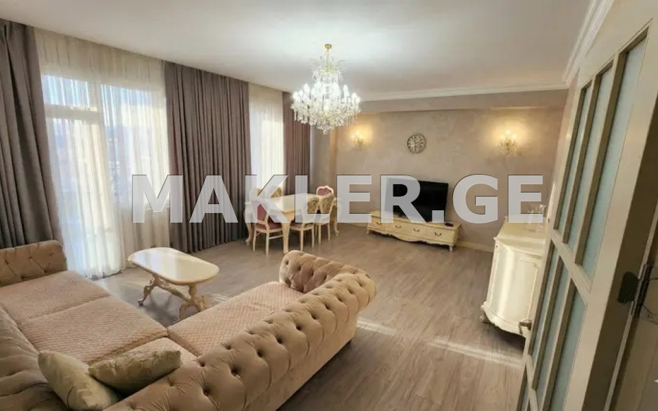  Сдаётся 5 комнатная  Квартира в Сабуртало  На улице Бидзина Квернадзе 