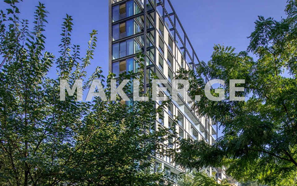  Продается 3 комнатная  Квартира в Ваке  на ул. Палиашвили 