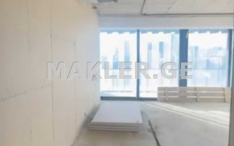  Продается 3 комнатная  Квартира в Ваке  на ул. Палиашвили 