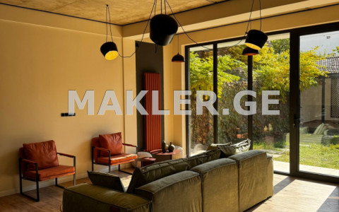  For Sale 150 m² space Private House in Ortachala