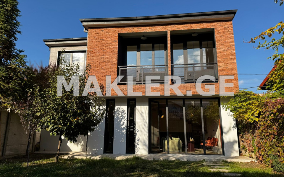  For Sale 150 m² space Private House in Ortachala