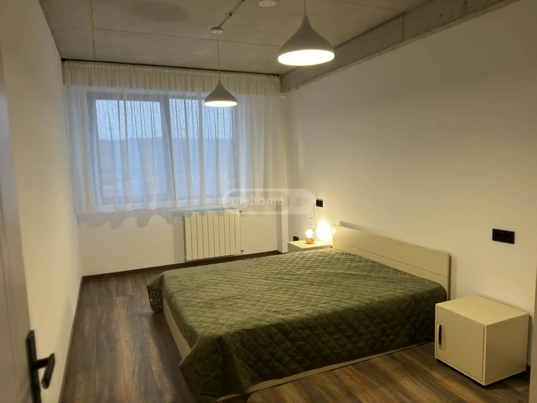  ქირავდება 2 ოთახიანი  ბინა ლისის ტბაზე  ავთო ვარაზის ქუჩა 