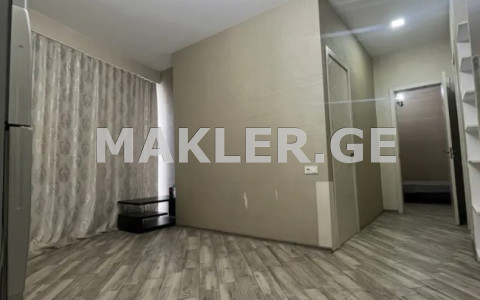  იყიდება 3 ოთახიანი  ბინა ვაკეში  ყიფშიძის ქუჩაზე 