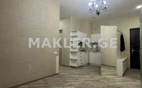  იყიდება 3 ოთახიანი  ბინა ვაკეში  ყიფშიძის ქუჩაზე 