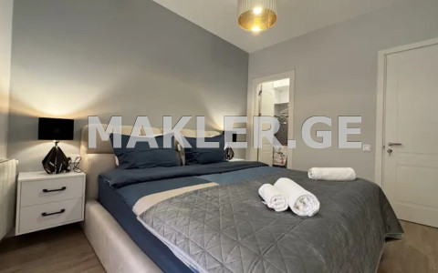  ქირავდება 3 ოთახიანი  ბინა საბურთალოზე  გელოვანის გამზირზე 