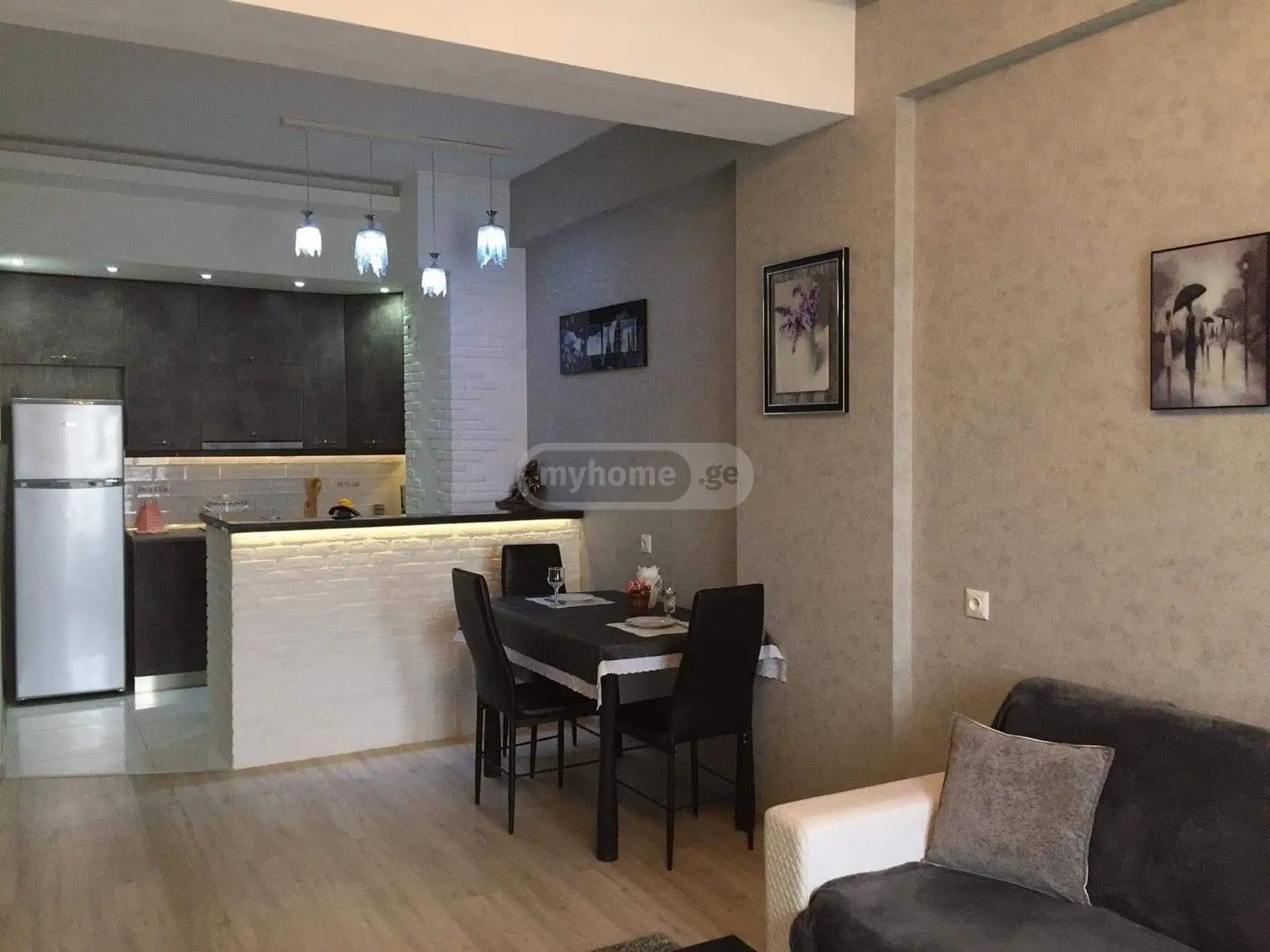  ქირავდება 2 ოთახიანი  ბინა საბურთალოზე  ვაჟა-ფშაველას გამზირზე 