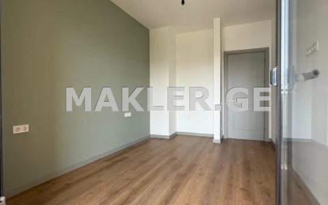  იყიდება 3 ოთახიანი  ბინა საბურთალოზე  გელოვანის გამზირზე 