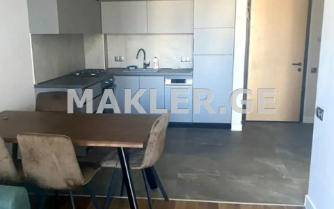  For Sale 2 room  Apartment in Saburtalo dist.  in Tamarashvili st. 