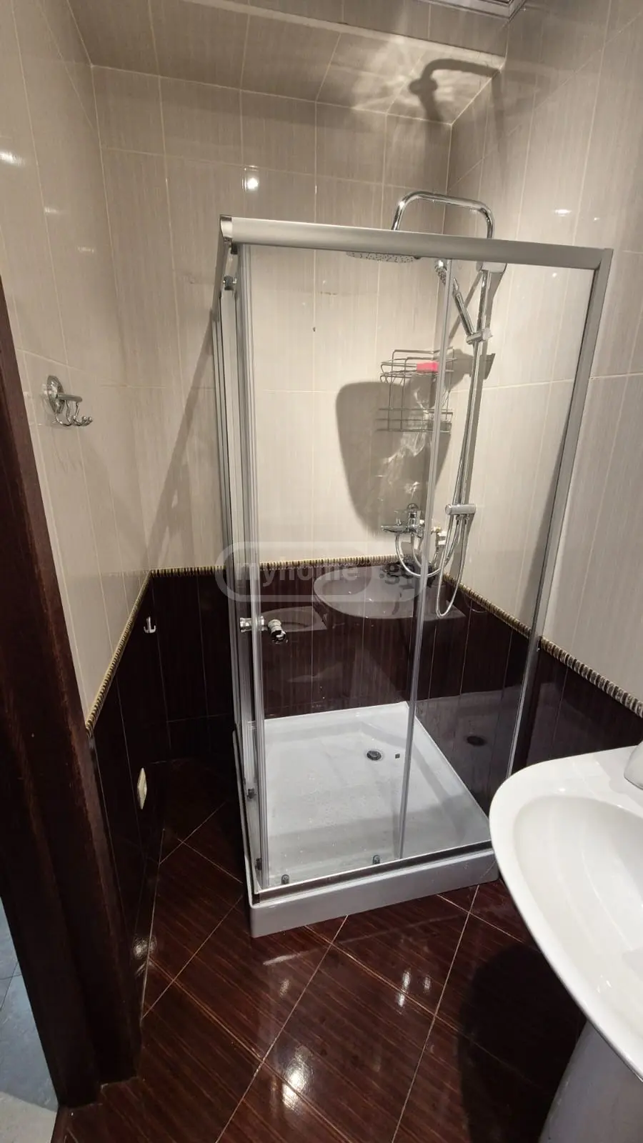  Продается 2 комнатная  Квартира в Ваке  на ул. Атени 