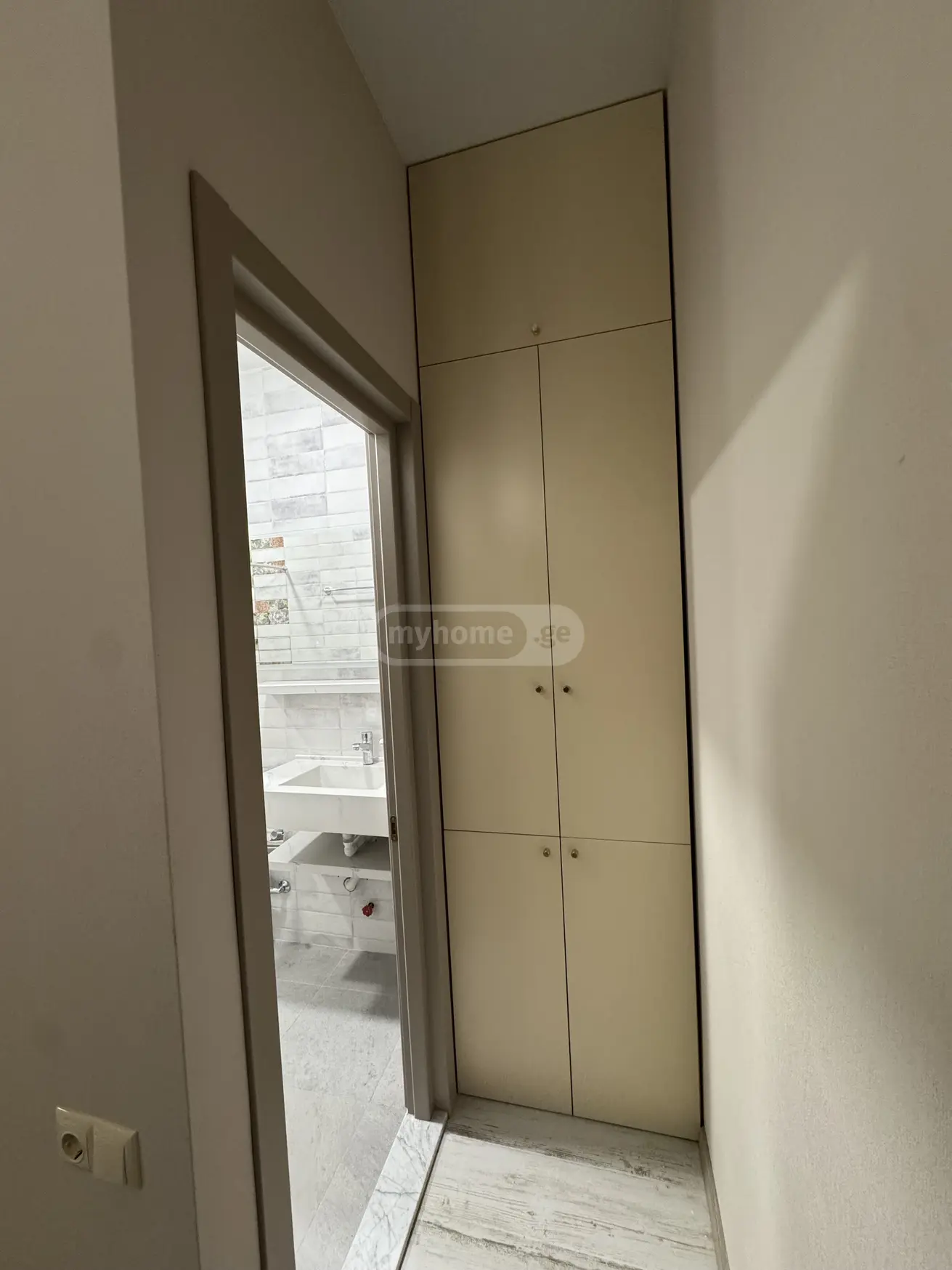  For Rent 3 room  Apartment in Saburtalo dist.  in Nutsubidze st. 