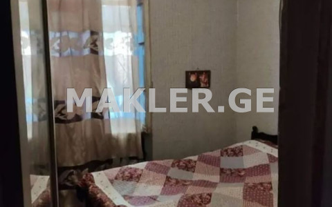  Продается 8 комнатная  Квартира в Абанотубани (Старый Тбилиси)  на ул. Бетлемская 