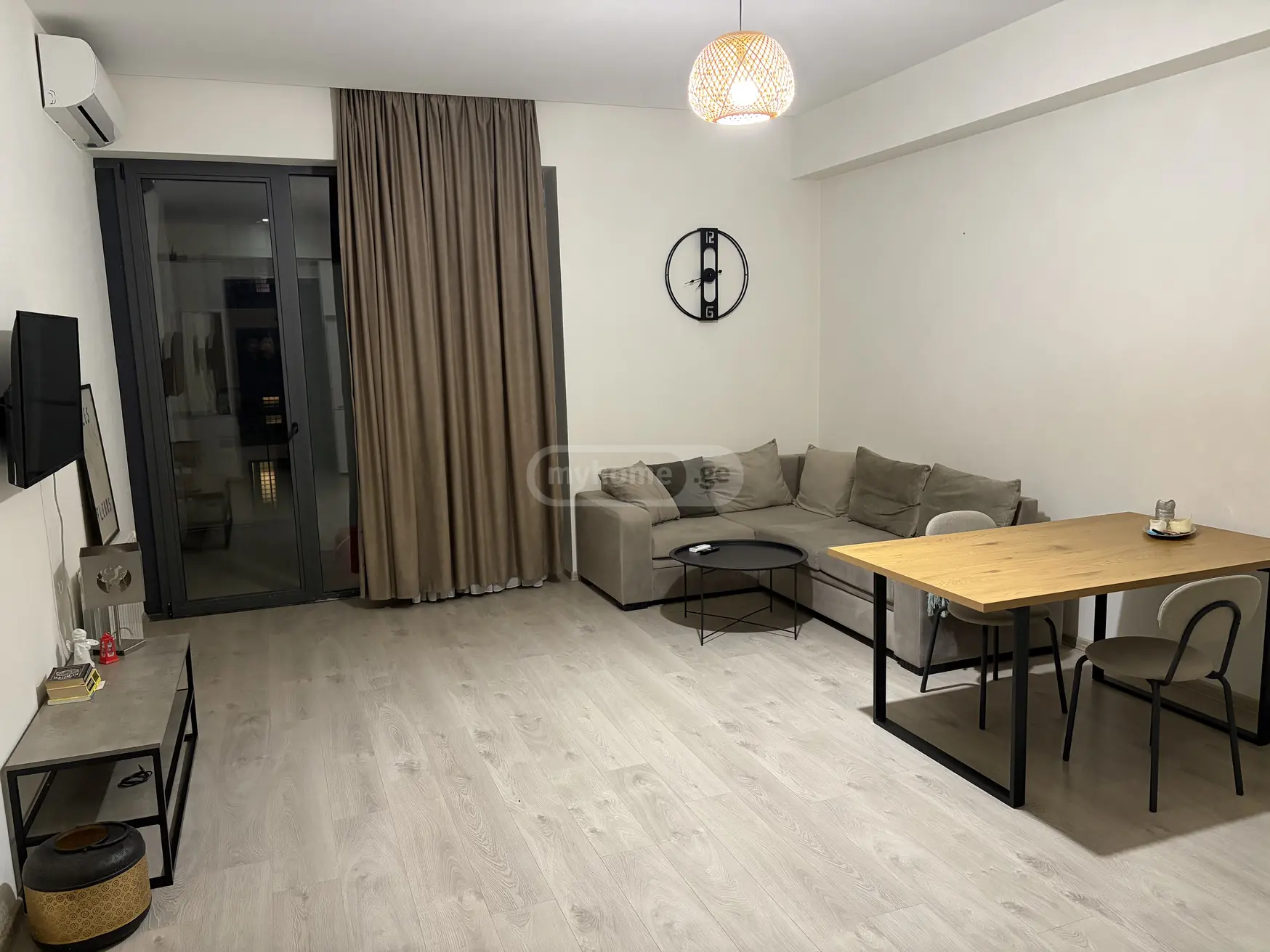  Сдаётся 2 комнатная  Квартира в Сабуртало  на ул. Картозиа 