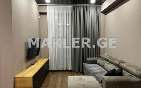  იყიდება 2 ოთახიანი  ბინა ლისის ტბაზე