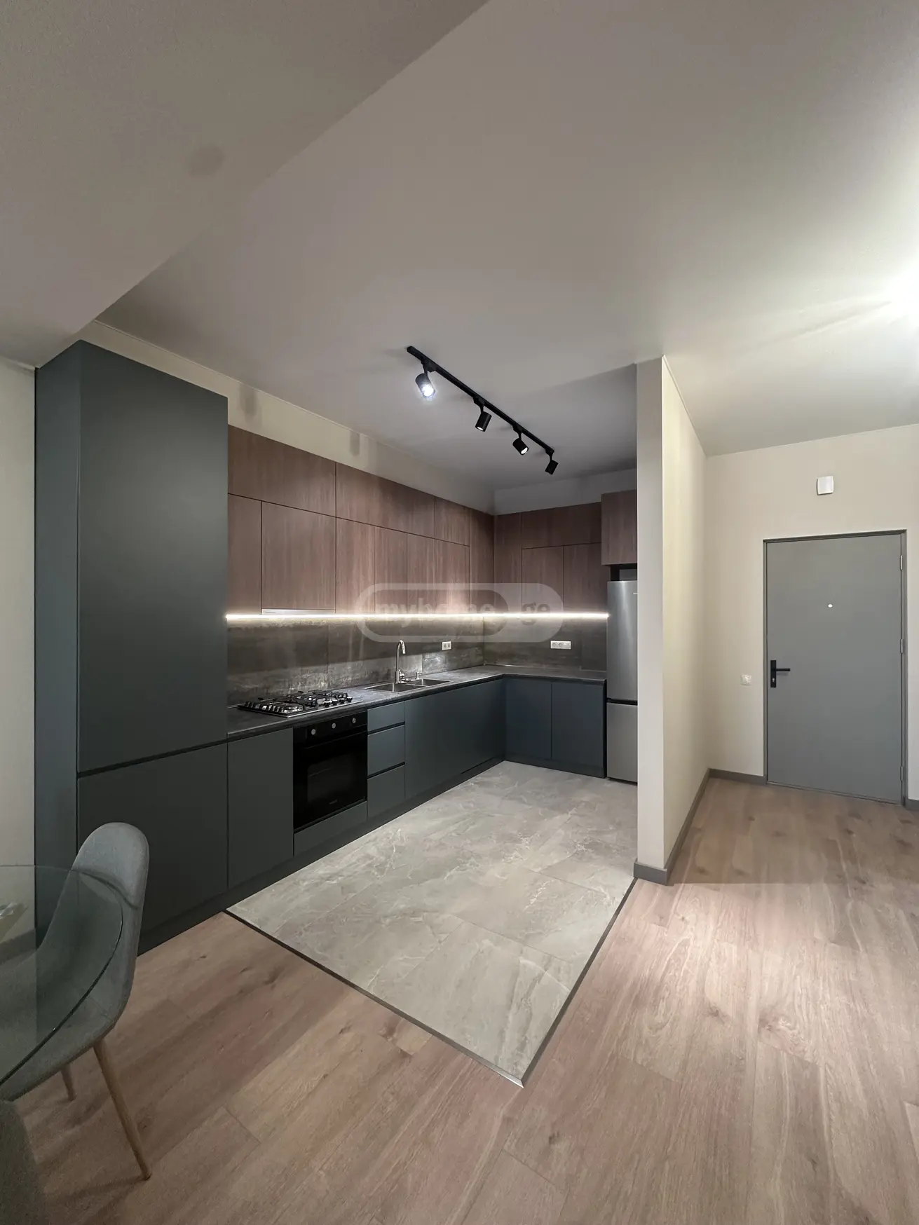  Сдаётся 2 комнатная  Квартира в Сабуртало  на ул. Шартава 