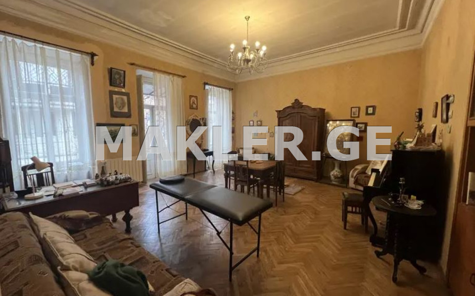  Продается 3 комнатная  Квартира на Вера  улица Алексия Мачавариани 