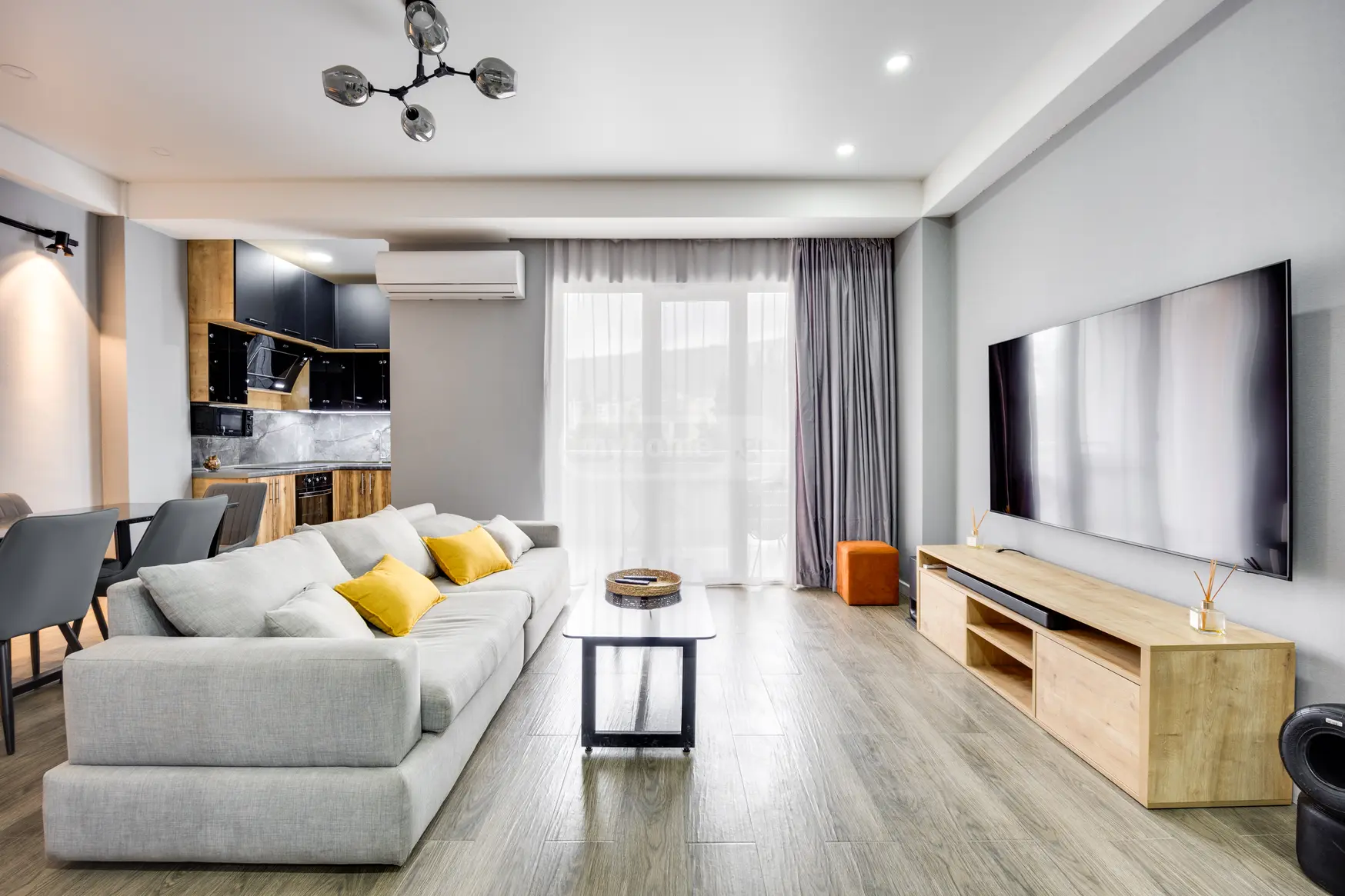  For Rent 3 room  Apartment in Saburtalo dist.  in S.Chikovani st. 