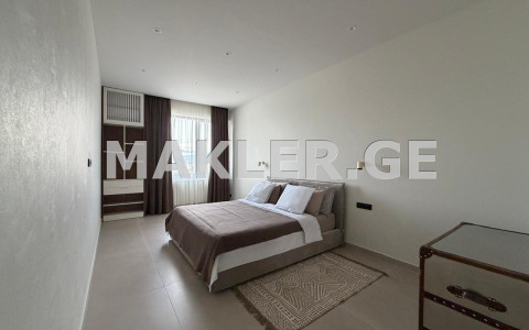  For Rent 3 room  Apartment in Vake dist.  in  Shatberashvili st. 