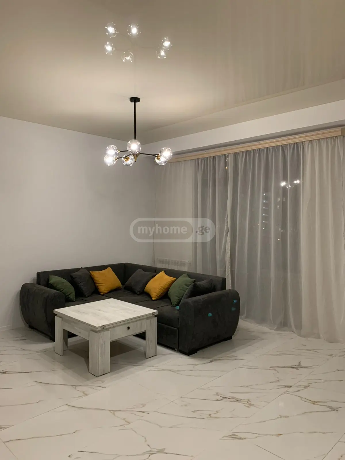  For Rent 3 room  Apartment in Saburtalo dist.  in Kavtaradze st. 