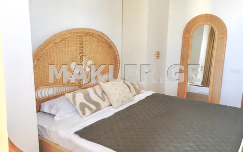  იყიდება 2 ოთახიანი  ბინა ლისის ტბაზე  ავთო ვარაზის ქუჩა 