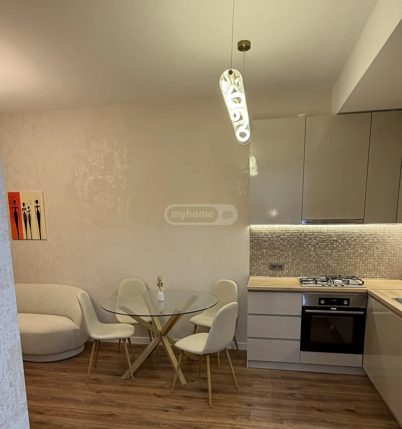  Продается 2 комнатная  Квартира в Сабуртало  на ул. Фермцерта 