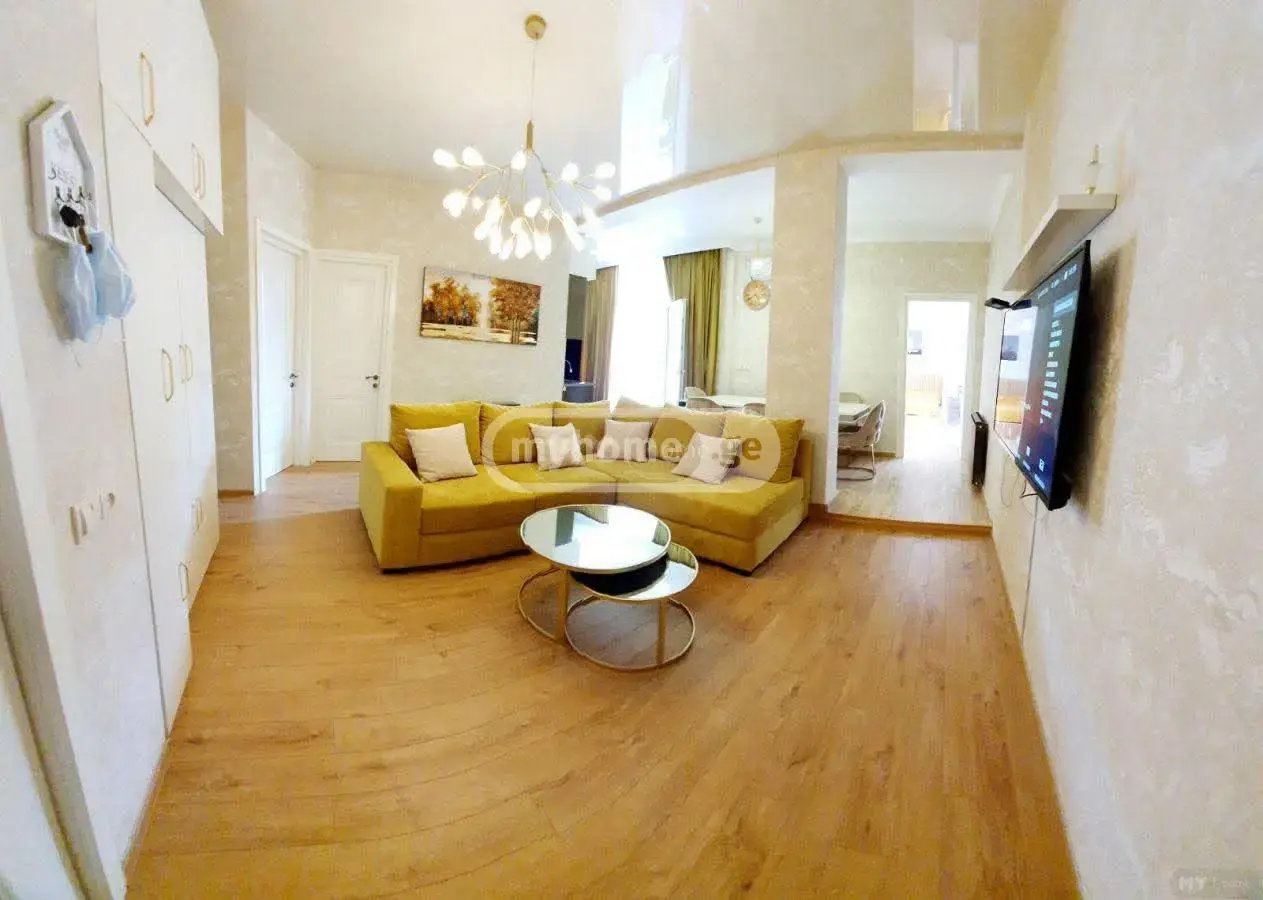  იყიდება 4 ოთახიანი  ბინა ორთაჭალაში  არტურ ლაისტის ქუჩაზე 