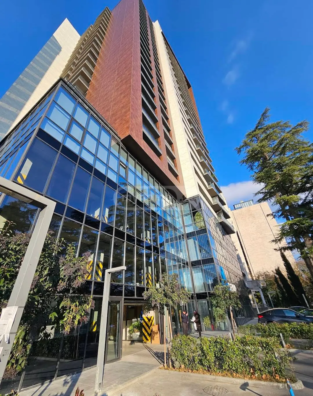  For Rent 2 room  Apartment in Saburtalo dist.  in Tamarashvili st. 