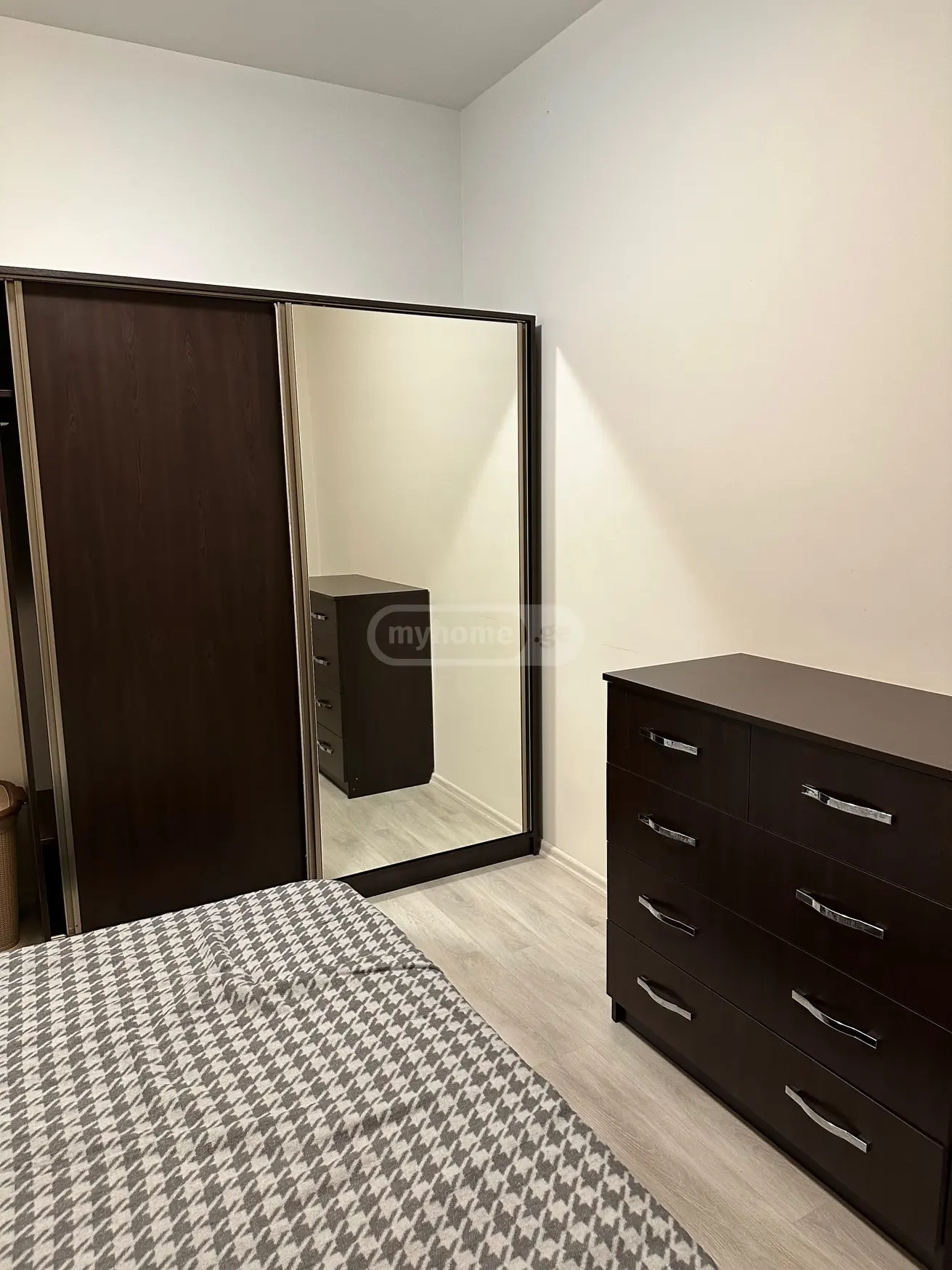  For Rent 2 room  Apartment in Saburtalo dist.  in Guram Panjikidze st. 