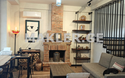  იყიდება 256 m² ფართობის საკუთარი სახლი თელავში