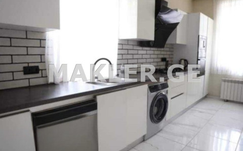  იყიდება 4 ოთახიანი  ბინა ორთაჭალაში  გორგასლის ქუჩაზე 