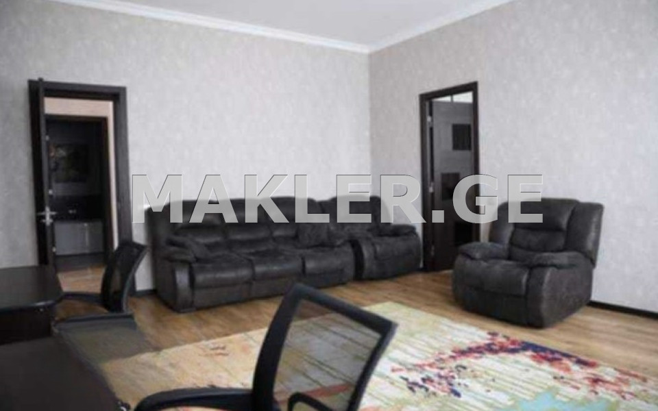  იყიდება 4 ოთახიანი  ბინა ორთაჭალაში  გორგასლის ქუჩაზე 