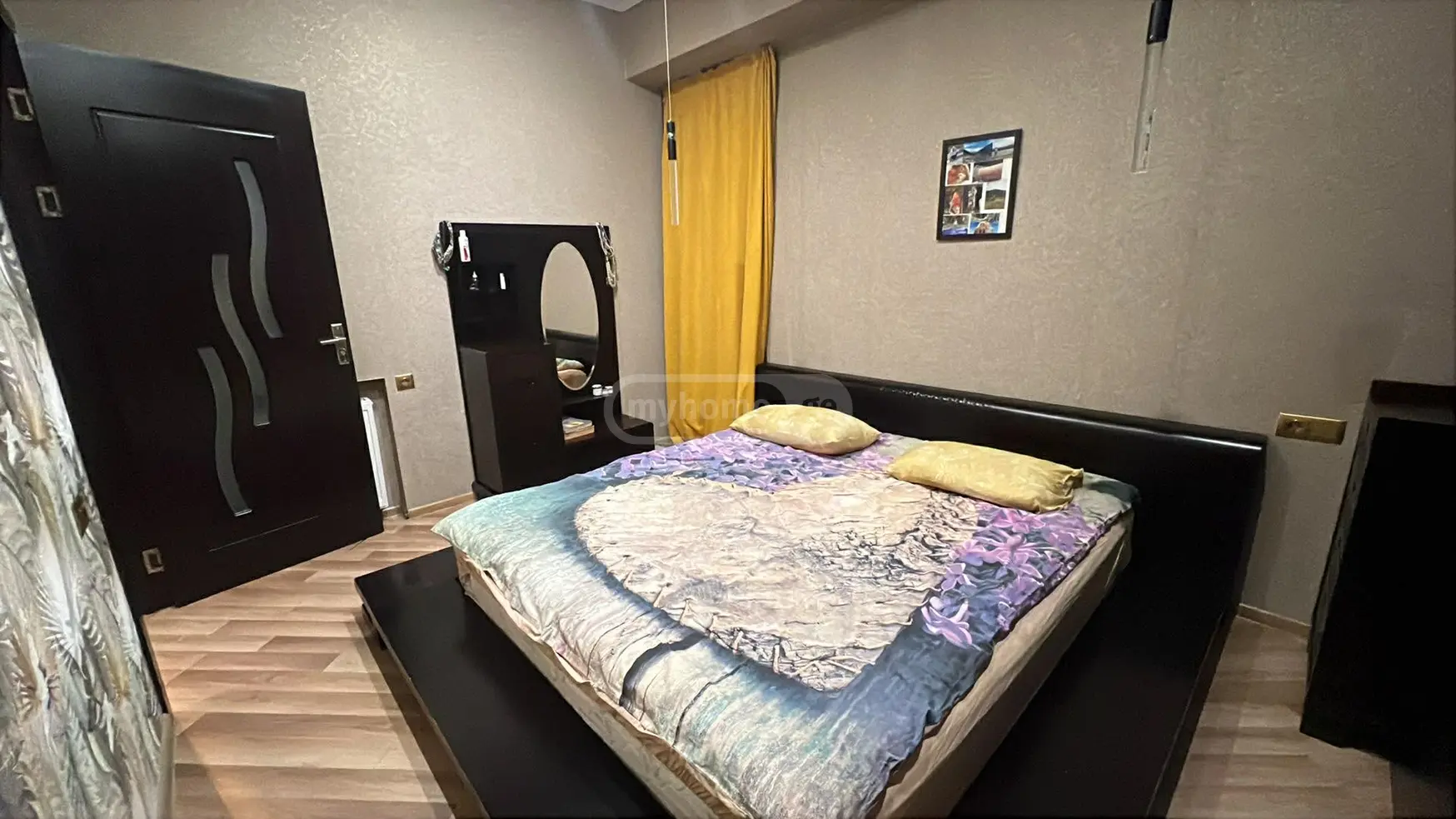  For Rent 3 room  Apartment in Vake dist.  in I. Chavchavadze Ave. 