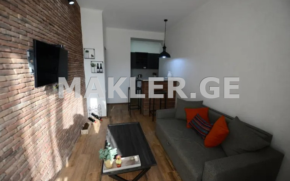  Продается 2 комнатная  Квартира в Сабуртало  на ул. Миндели 