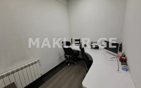  Продается 56 m² площадь Офис в Сабуртало  на ул. С. Цинцадзе 