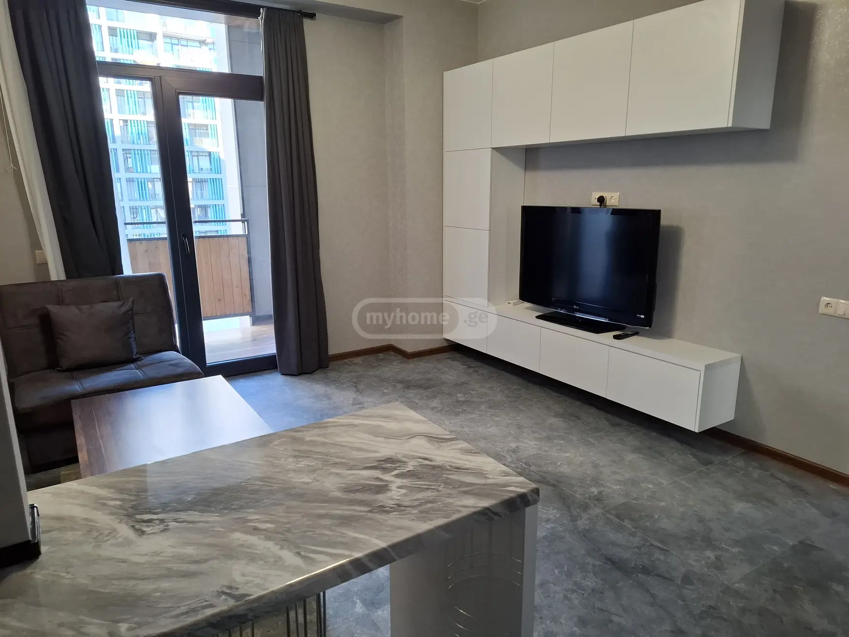  Сдаётся 3 комнатная  Квартира в Сабуртало  на ул. Миндели 