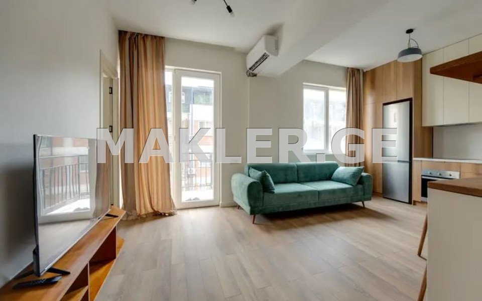  Продается 3 комнатная  Квартира в Сабуртало  на ул. Ана Политковская 