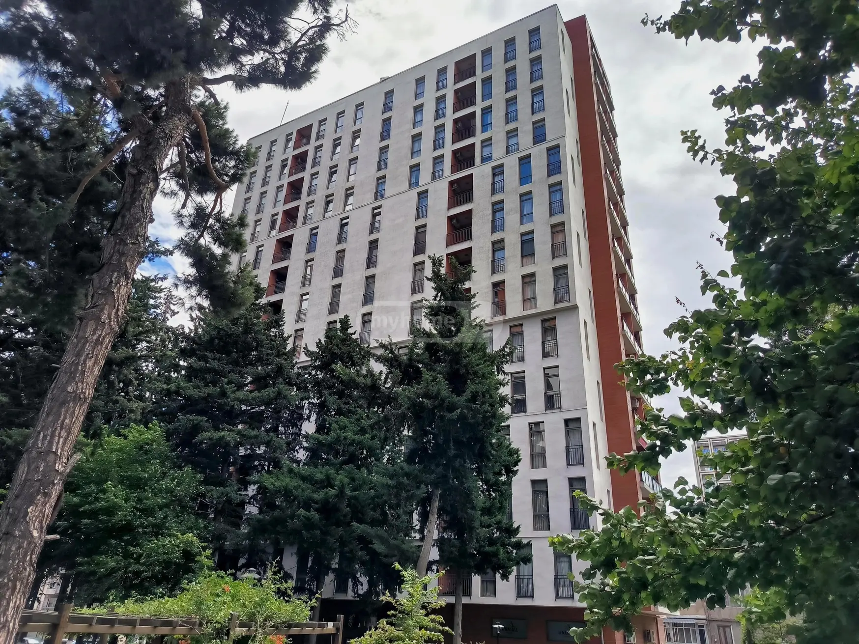  For Rent 2 room  Apartment in Saburtalo dist.  in Guram Panjikidze st. 