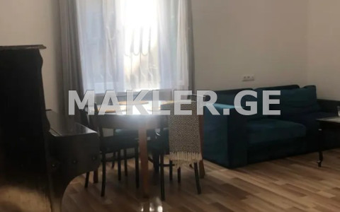  Satılık 2   Daire in Sololaki dist. (Old Tbilisi)  in R. Muskhelishvili st. 