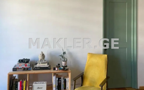  Продается 2 комнатная  Квартира на Вера  на ул. Шанидзе 