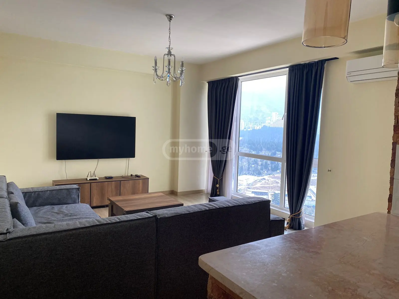  For Rent 3 room  Apartment in Saburtalo dist.  in Kavtaradze st. 
