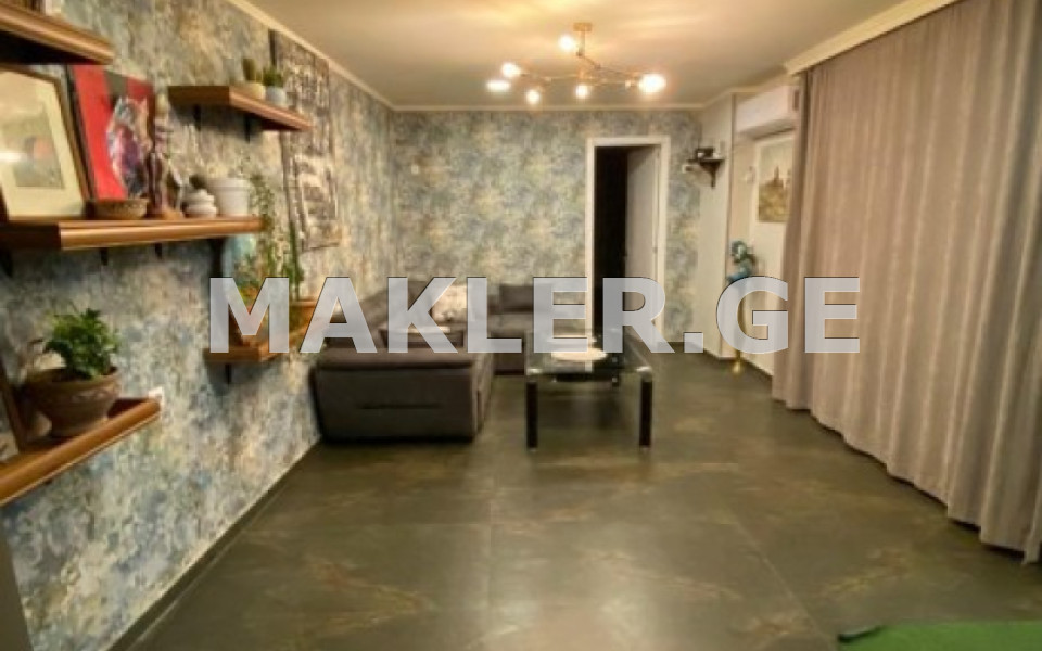  出售 9 room  公寓 维拉区  in Belinski st. 
