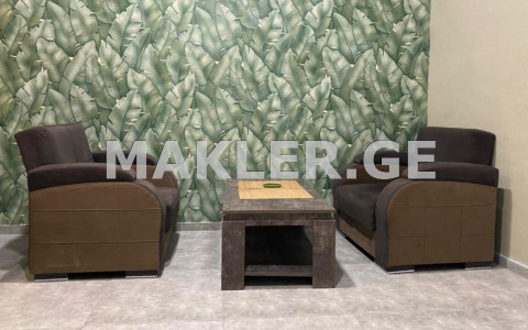  Продается 9 комнатная  Квартира на Вера  на ул. Белинскии 