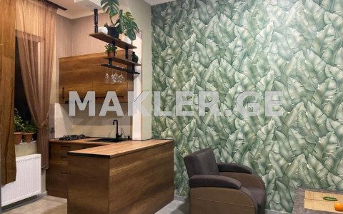  Продается 9 комнатная  Квартира на Вера  на ул. Белинскии 