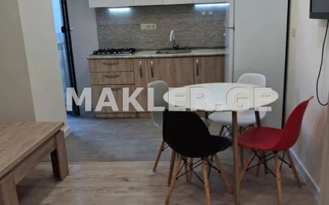  Сдаётся 3 комнатная  Квартира в Ваке  Улица Зураба Авалишвили 