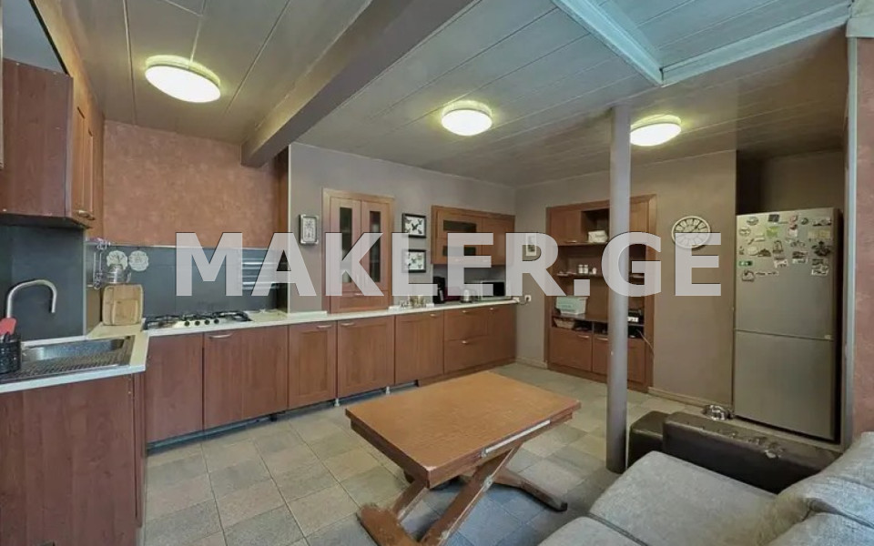  出售 3 room  公寓 第比利斯  in Br. Kakabadze st. 