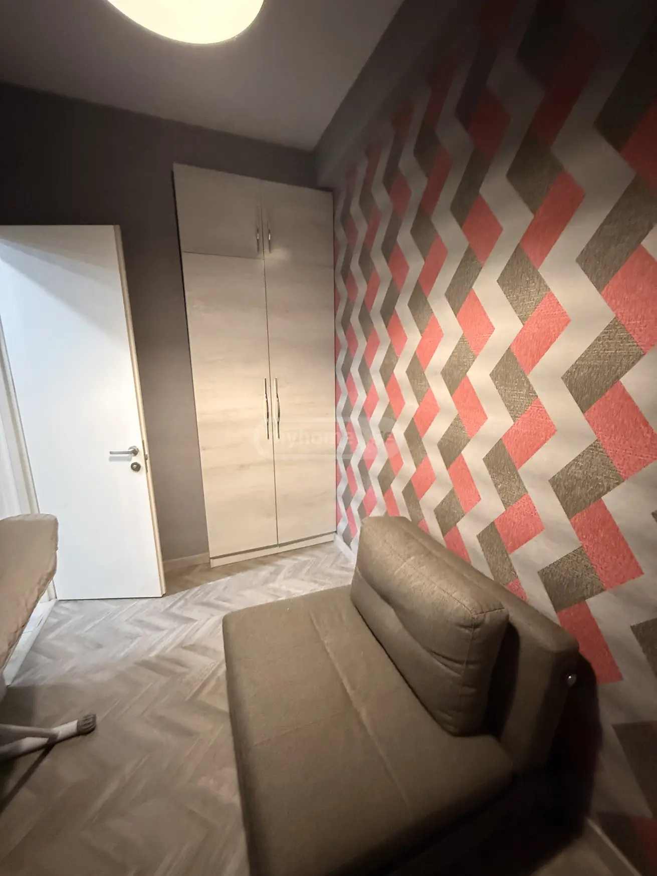  For Rent 3 room  Apartment in Vera dist.  in S. Chiaureli st. 