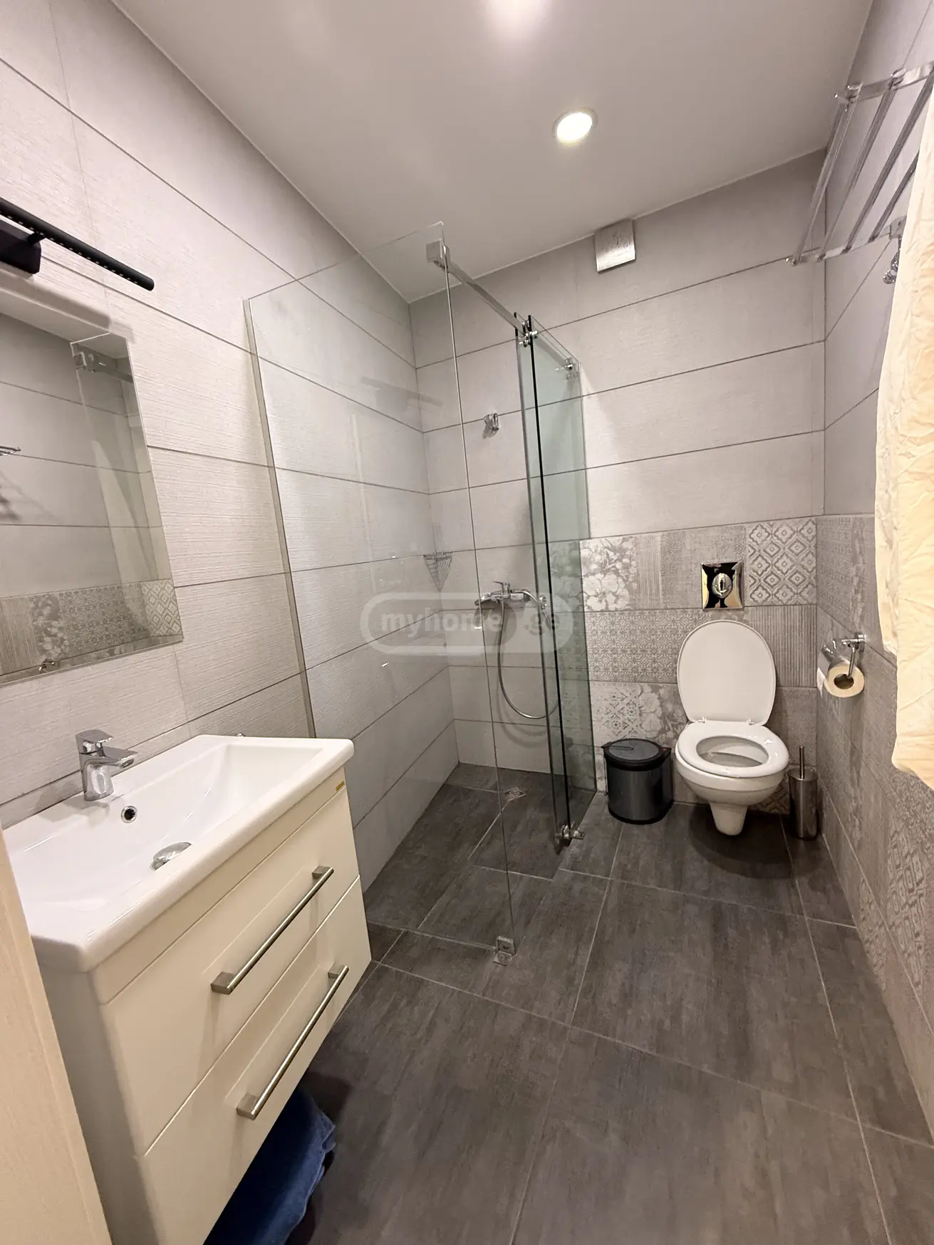  For Rent 3 room  Apartment in Vera dist.  in S. Chiaureli st. 