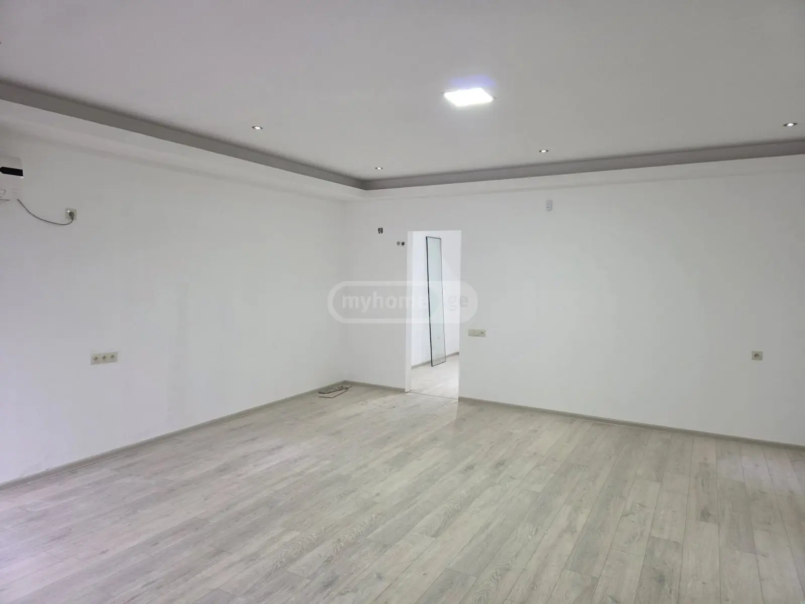  For Rent 154 m² space Commercial space in Saburtalo dist.  in S. Tsintsadze st. 