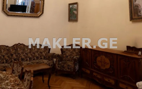  Satılık 3   Daire in Mtatsminda dist. (Old Tbilisi)  in Mtkvari st. 