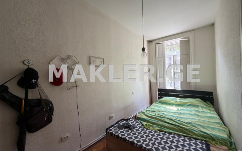  For Sale 3 room  Apartment in Sololaki dist. (Old Tbilisi)  in L. Asatiani st. 
